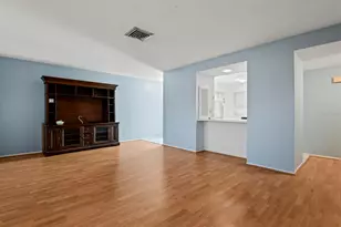 606 La Jolla Ave, Sun City Center, FL 33573 - Photo 8