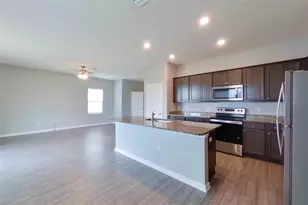 30084 Fedora Cir, Brooksville, FL 34602 - Photo 6