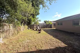 1826 Mulberrywood Ct, Orlando, FL 32818 - Photo 16
