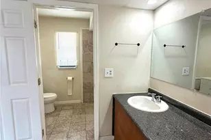 1826 Mulberrywood Ct, Orlando, FL 32818 - Photo 10