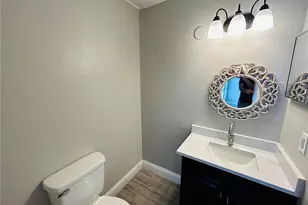 3922 Crayrich Cir, Orlando, FL 32839 - Photo 6