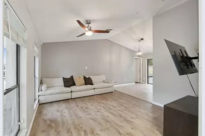 755 Brook Villa Court, Apopka, FL 32712 - Photo 6