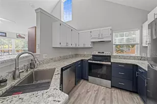 3396 Parkchester Square Blvd, Orlando, FL 32835 - Photo 6