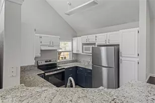 3396 Parkchester Square Blvd, Orlando, FL 32835 - Photo 4