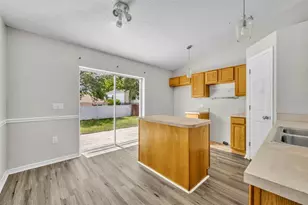 3147 Whispering Trails St, Winter Haven, FL 33884 - Photo 12