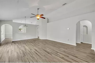 3147 Whispering Trails Street, Winter Haven, FL 33884 - Photo 4