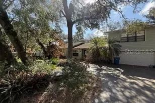 684 Stratford Dr, Deland, FL 32724 - Photo 2