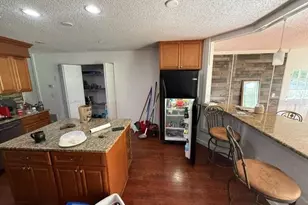684 Stratford Dr, Deland, FL 32724 - Photo 10