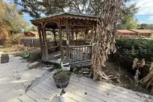 684 Stratford Dr, Deland, FL 32724 - Photo 46