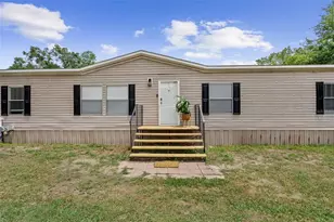 3511 S Palm Ave, Palatka, FL 32177 - Photo 1