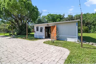 1405 Pioneer Trail, New Smyrna Beach, FL 32168 - Photo 22