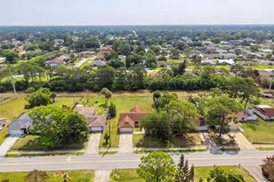 871 Lamplighter Dr NW, Palm Bay, FL 32907 - Photo 28