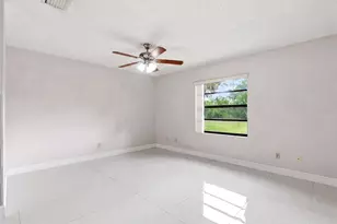 871 Lamplighter Dr NW, Palm Bay, FL 32907 - Photo 16
