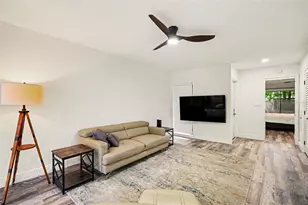 109 Crown Oaks Way, Longwood, FL 32779 - Photo 4