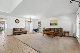 274 Jocelyn Dr, Davenport, FL 33897 - Photo 2