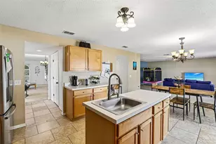 274 Jocelyn Dr, Davenport, FL 33897 - Photo 6