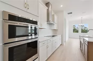 17412 Honeybell Tangelo Ct, Winter Garden, FL 34787 - Photo 8
