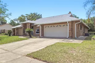 4649 Creekview Ln, Oviedo, FL 32765 - Photo 4