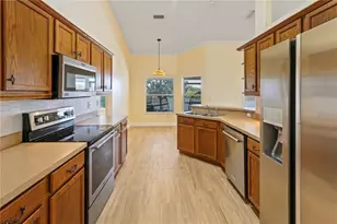 10814 Vineyard Ct, Clermont, FL 34711 - Photo 8