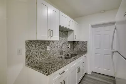 1709 W Comanche Avenue, Tampa, FL 33603 - Photo 6