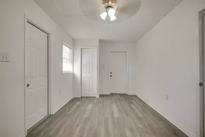 1709 W Comanche Avenue, Tampa, FL 33603 - Photo 8