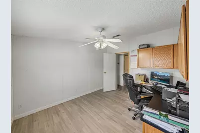 11404 Lithia Pinecrest Road, Lithia, FL 33547 - Photo 44