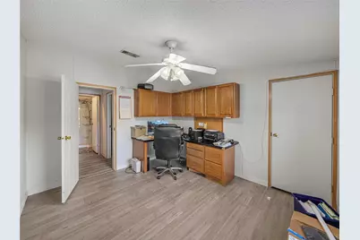 11404 Lithia Pinecrest Road, Lithia, FL 33547 - Photo 24