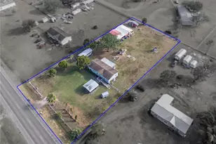 11404 Lithia Pinecrest Rd, Lithia, FL 33547 - Photo 2