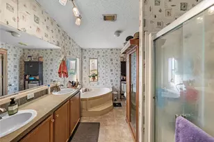 11404 Lithia Pinecrest Rd, Lithia, FL 33547 - Photo 32