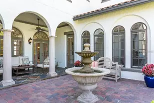 713 Eastlawn Dr, Celebration, FL 34747 - Photo 2