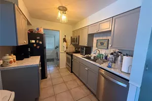 6210 Spanish Oak Dr, Orlando, FL 32809 - Photo 2