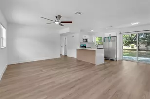 900 Jamela Dr, Ocoee, FL 34761 - Photo 2