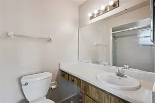 8723 Hill Pine Rd, Orlando, FL 32825 - Photo 16