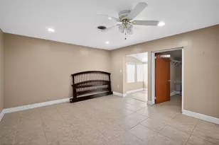 1406 Haven Bend, Tampa, FL 33613 - Photo 16