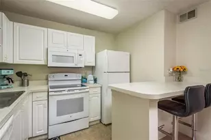 4107 Chatham Oak Ct, Tampa, FL 33624 - Photo 24
