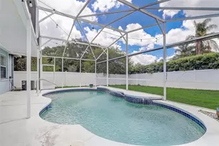 1870 Emerald Green Cir, Oviedo, FL 32765 - Photo 2