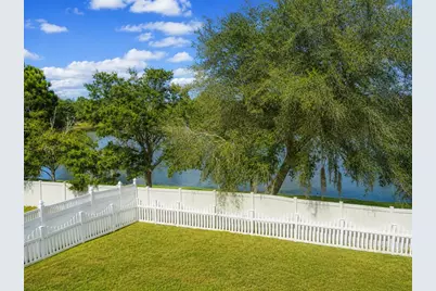 1681 Strathmore Circle, Mount Dora, FL 32757 - Photo 4