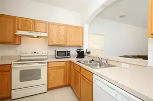 5317 Florence Harbor Dr, Orlando, FL 32829 - Photo 10