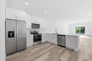 10087 Amicola St, Port Charlotte, FL 33981 - Photo 2