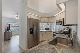 615 Juniper Way, Tavares, FL 32778 - Photo 4