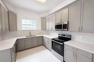 9405 SW 31st Ln, Gainesville, FL 32608 - Photo 2