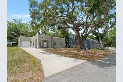 810 21st Street E, Bradenton, FL 34208 - Photo 2