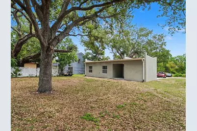 810 21st Street E, Bradenton, FL 34208 - Photo 18