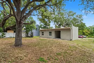 810 21st St E, Bradenton, FL 34208 - Photo 18
