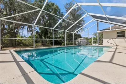 35401 Willow Circle, Fruitland Park, FL 34731 - Photo 8