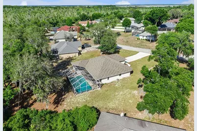 35401 Willow Circle, Fruitland Park, FL 34731 - Photo 4