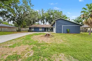 1234 Fairfax N, Lakeland, FL 33813 - Photo 2