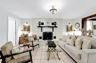 2705 Arc Dr, Orlando, FL 32826 - Photo 4