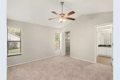 8211 Country Oaks Court, Sarasota, FL 34243 - Photo 6
