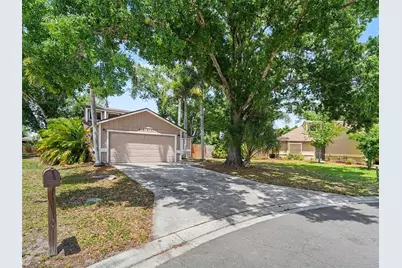8211 Country Oaks Court, Sarasota, FL 34243 - Photo 2